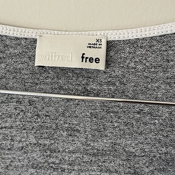 Aritzia Wilfred Free Gail Dress Long-sleeve, V-neck dress Heathered Gray Size XS - Picture 5 of 8